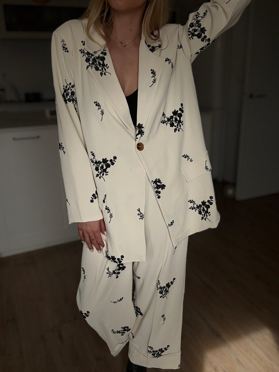 Ensemble blazer pantalon brodé - LYS