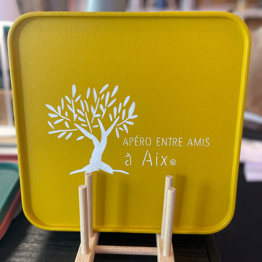 Plateau en liège "Apéro entre amis à Aix" (plusieurs couleurs)